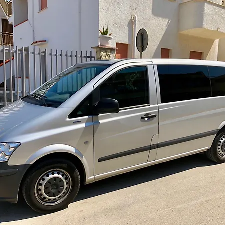 Playa 아파트 발레스트라테